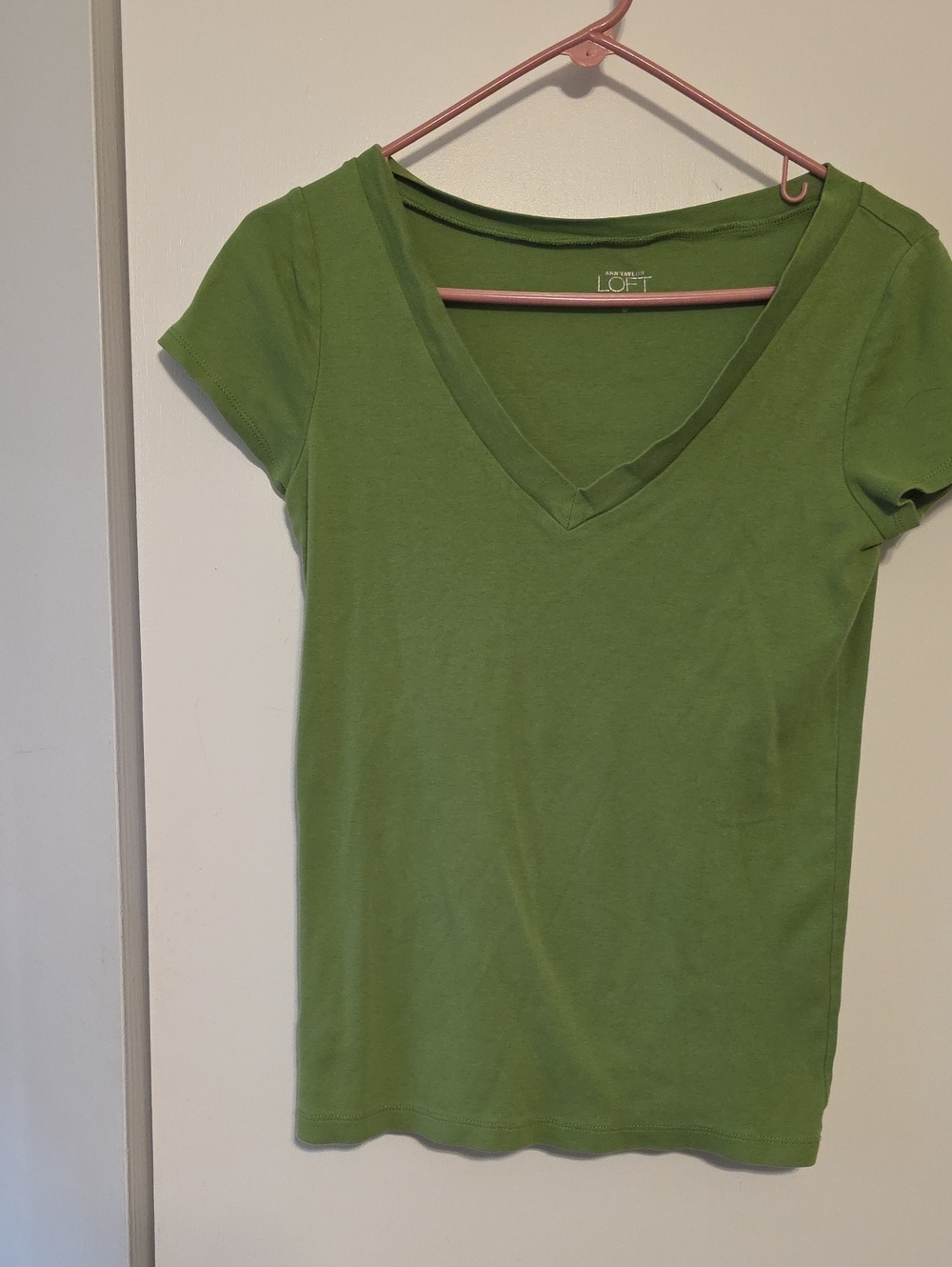 LOFT Bright Green V‑Neck Short Sleeve Tee